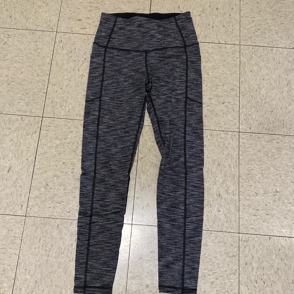 Knockout by Victoria's Secret Workout Leggings Size Small Side Pockets